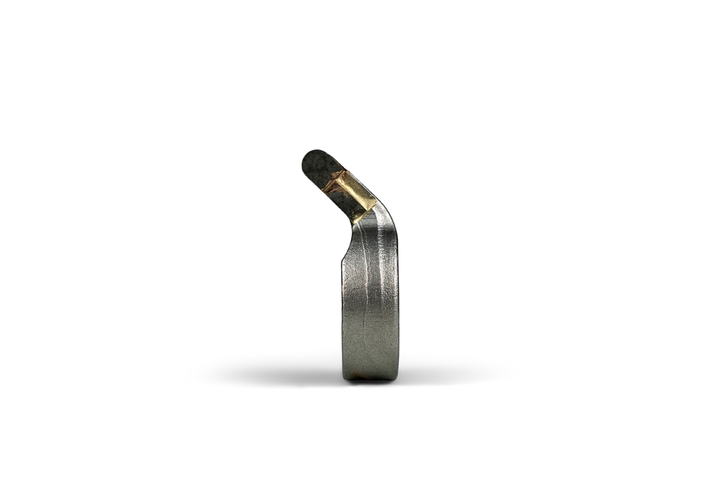 Outil HRT® compatible avec les dessoucheuses Rayco, FSI, Carlton et Vermeer. Outil gauche avec trous de fixation.