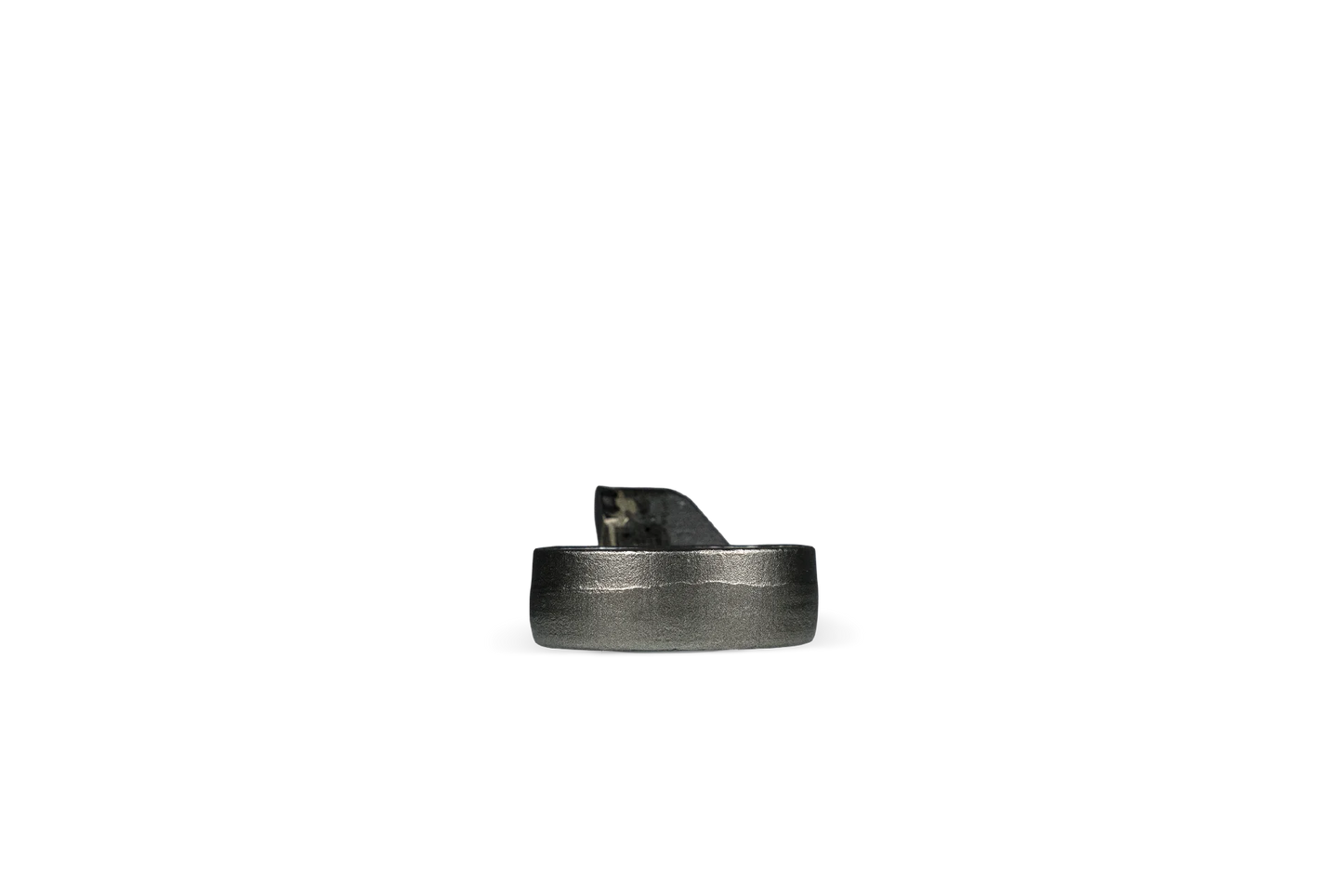 Outil HRT® compatible avec les dessoucheuses Rayco, FSI, Carlton et Vermeer. Outil droit avec trous filetés UNF 5/8"