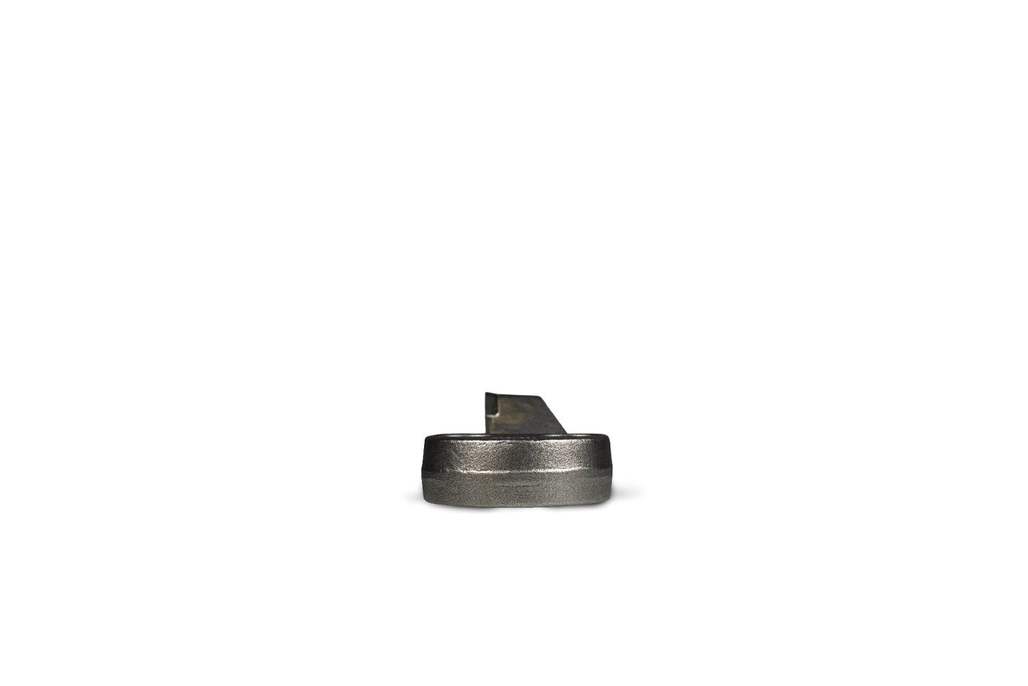 Outil HRT® compatible avec les dessoucheuses Rayco, FSI, Carlton et Vermeer. Outil droit avec trous de fixation.