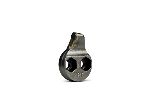 Outil HRT® compatible avec les dessoucheuses Rayco, FSI, Carlton et Vermeer. Outil droit avec trous filetés UNF 5/8"